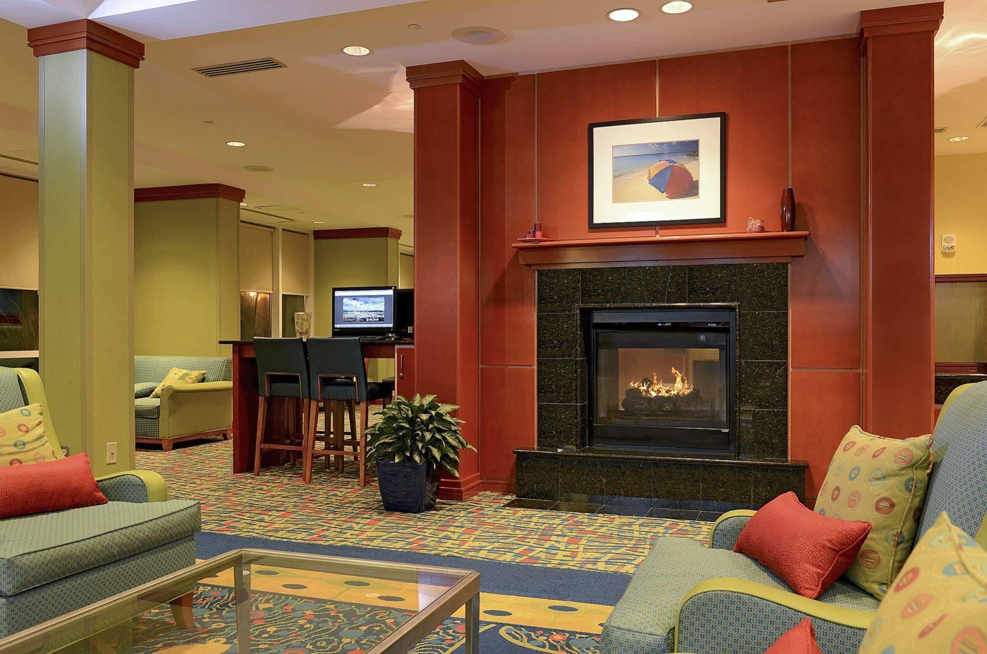 Fairfield Inn & Suites By Marriott Virginia Beach Oceanfront Exterior foto